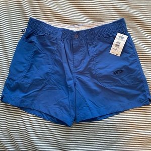 NWT- AFTCO women’s original short- size 8